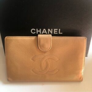 Chanel Timeless CC Continental Kisslock Flap Wallet Tan Caviar Leather Vintage